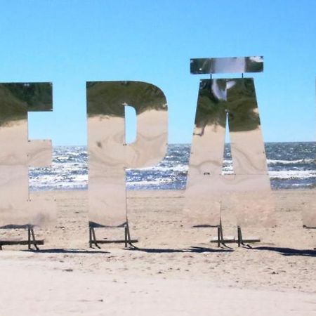 White Amber Apartment Liepāja Екстериор снимка